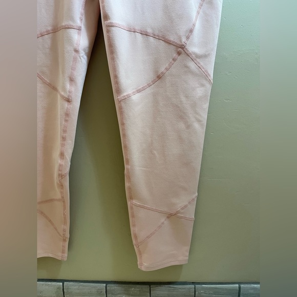 Free People Movement Pink Leggings W/ Tie SZ LG NWT - Picture 10 of 12
